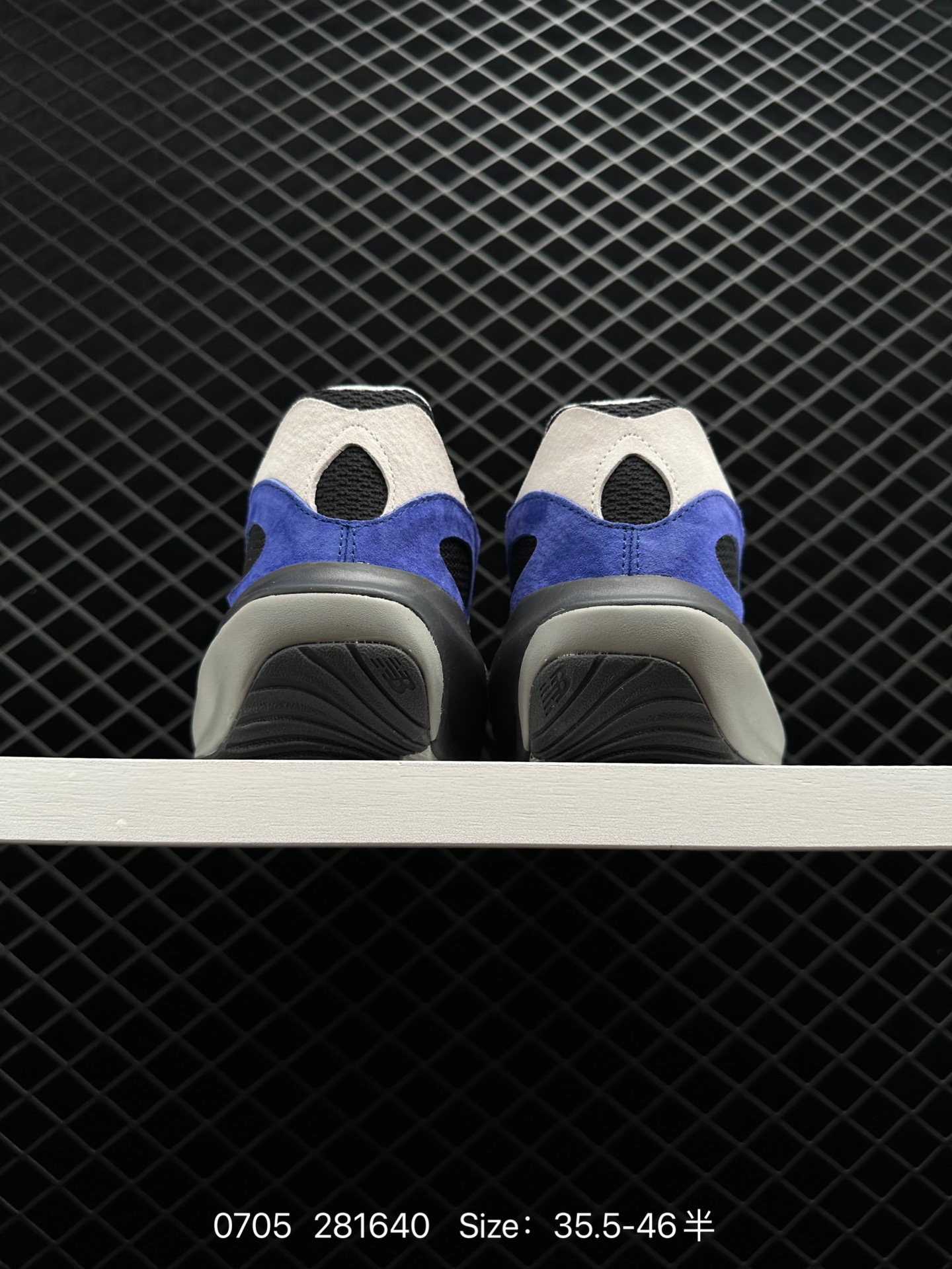 New Balance Warped Runner